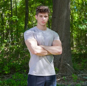 Come take my shirt off part 1