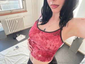 M m pocit e asi opravdu nikoho nezaj m m j jako sp moje pipinka