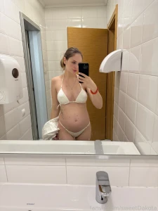 One day in spa milf pregnant pregnancy pregnantmilf milkymilf erotic