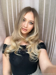 Have a nice day sweethearts dreamgirl shygirl blonde girl fyp sweet