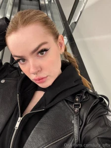 Shopping mode on yes like any girl i love to shop especially when it