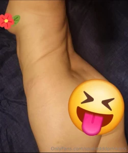 Single sexy southern woman titties galore ass for days requests taken