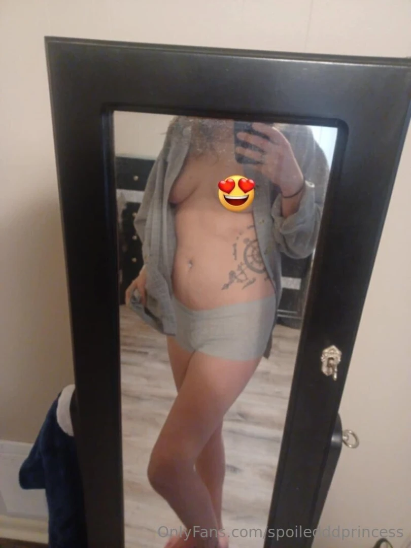 Go sub to this baddie https onlyfans com u501084656 