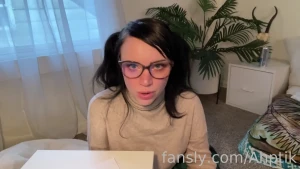 New nerd helps jock study they don t make study groups like they used