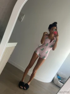 Cum back to bed i need it bow https onlyfans com tamara_joy