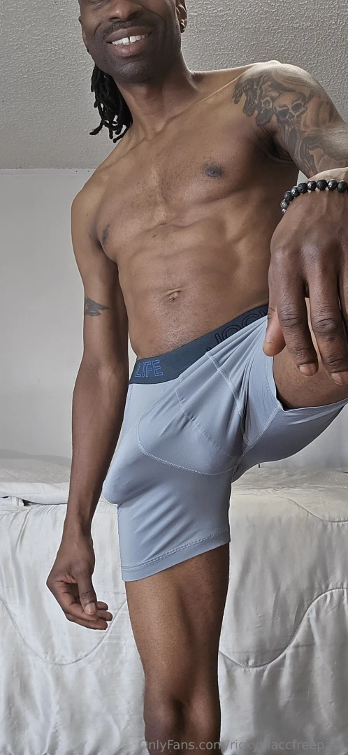 Strictly for my bulge lovers part 1 