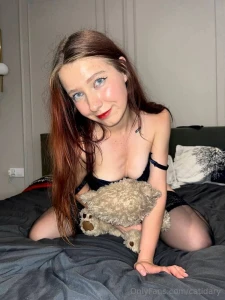 She leialeialeia just turned 18 and barely finished school now she s part 36