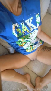 Good morning it s friday and i feel like doing something wrong look