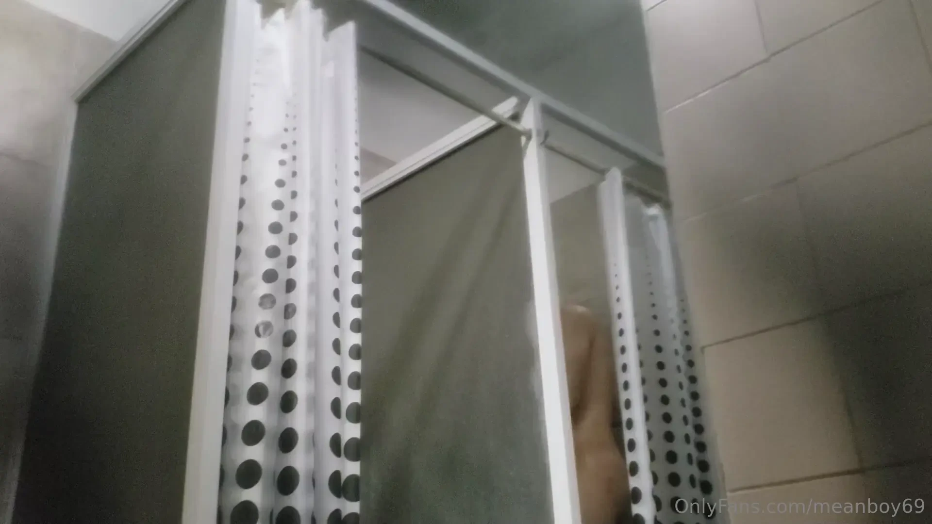 Cruising with 3 guys in the showers of the gym locker room apologies 