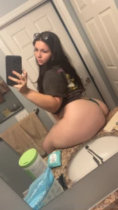 Kinda wish i was smothering you rn