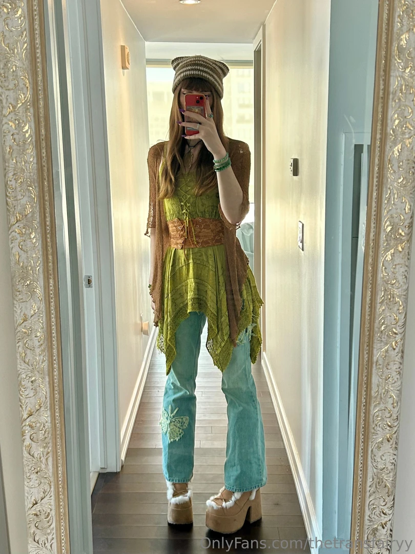 Dressing in all my favorite colors 