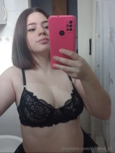 Foxysweetyxxx free free free subscribe its free and look my things hi part 3