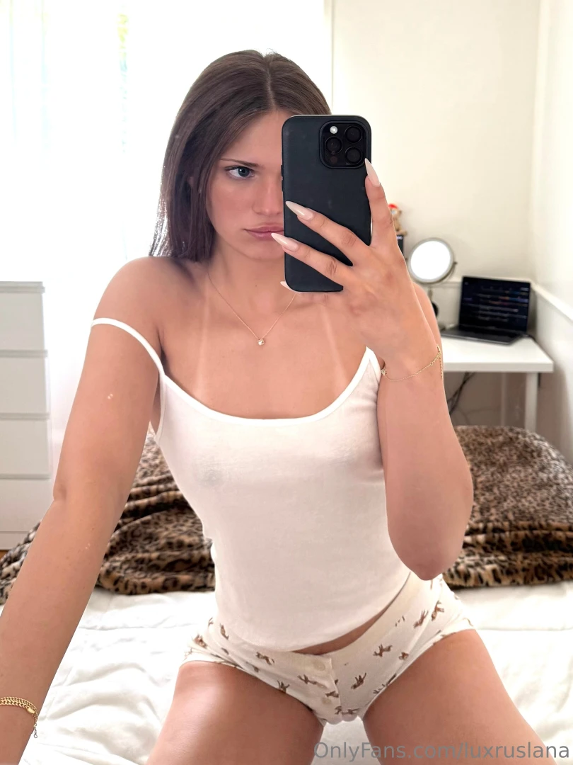 I might have a small ass but it ll jiggle when you thrust into it i part 1 