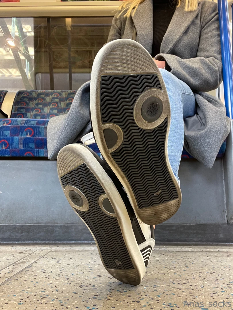 I was too busy taking my socks off on the train that i didn t realise part 5 
