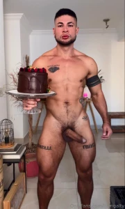 Happy birthday to me may 5th 32 years and stronger than ever gift