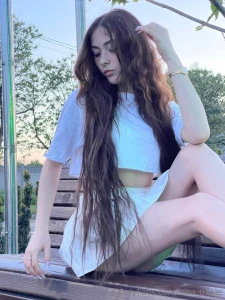 When the mood matches the outfit - white light and a little bold