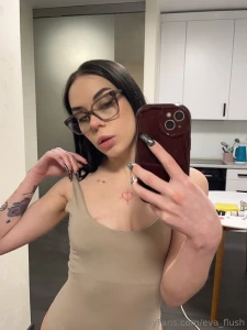 A cozy morning begins with aromatic coffee and your favorite selfie