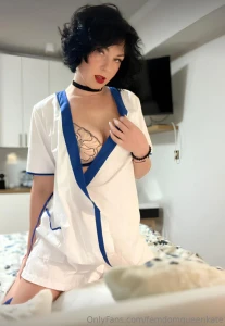 Hi sugarmummyx this is my friend she s really beautiful and is looking part 8