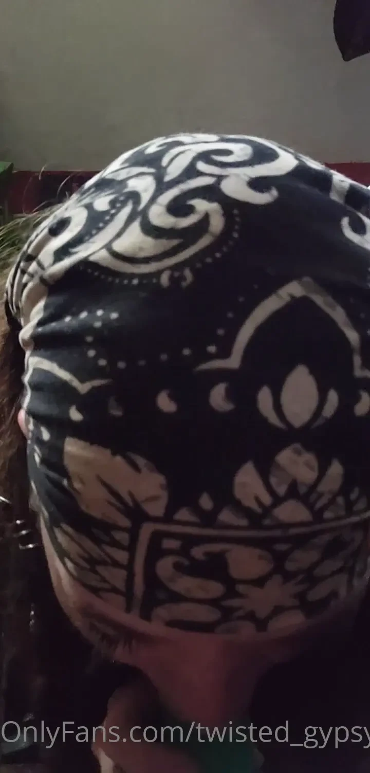 Being daddies dirty little slut sometimes i m a good girl lol 