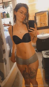 Post shower selfie part 9