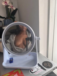 I call these the dirty mirror selfies part 3