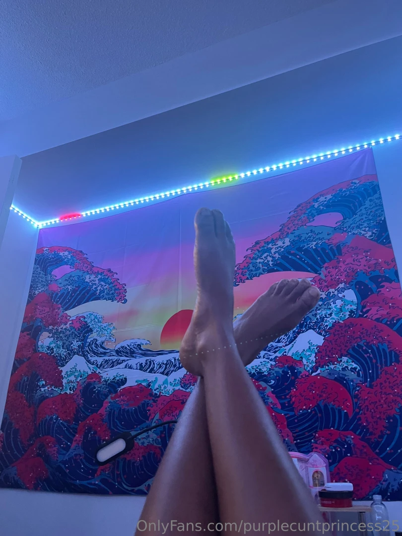 And for my friends and fans who fantasize about feet part 5 