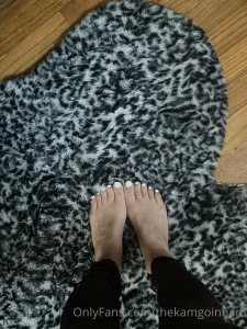 Any feet lovers part 11