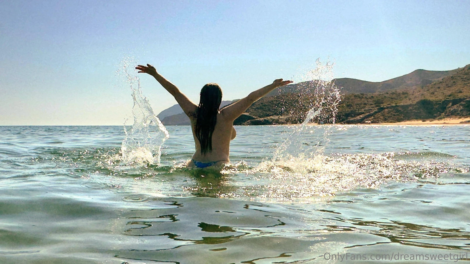 Sunkissed by the sea 
