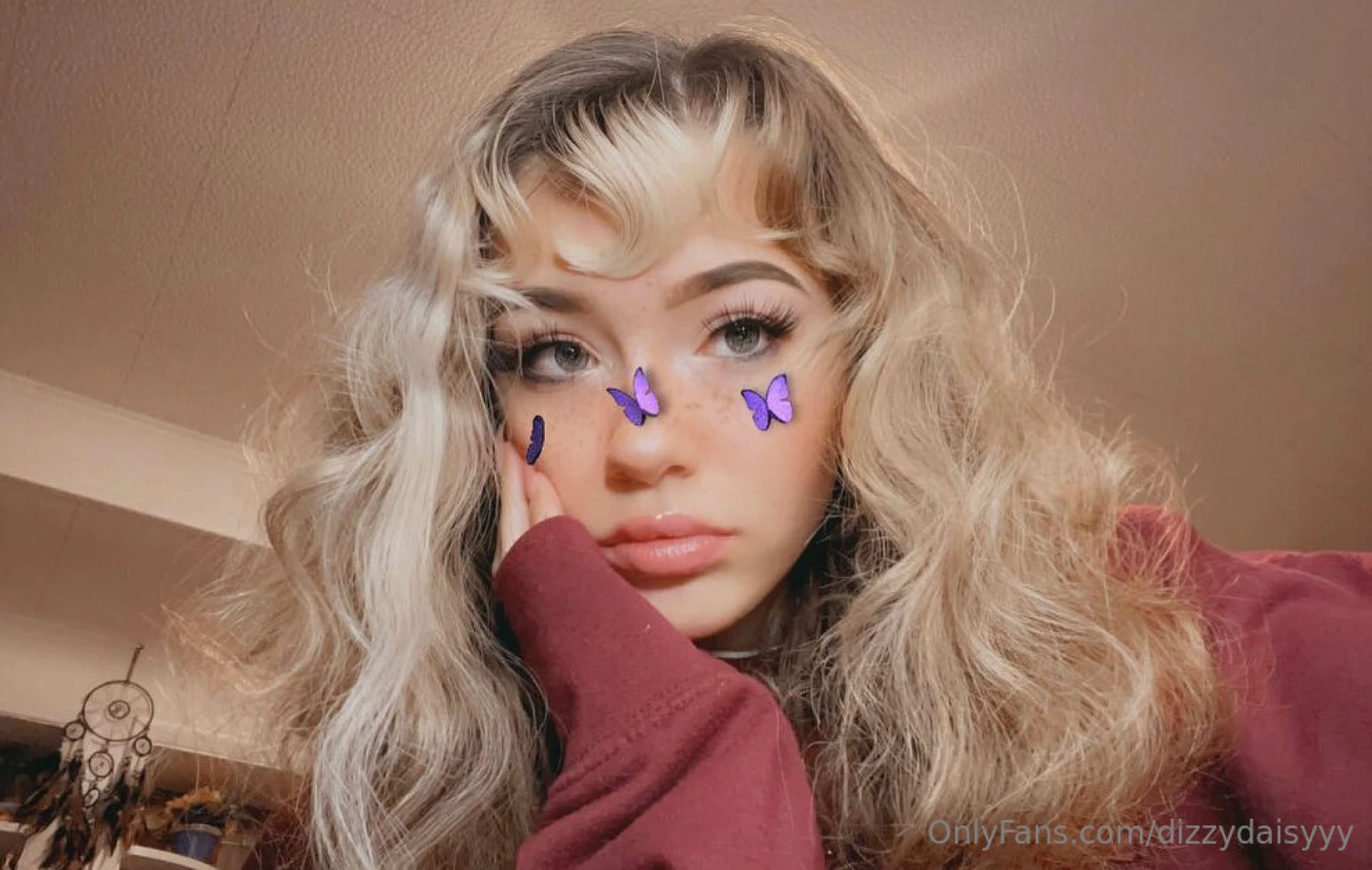 Someone come fuck me to sleep 