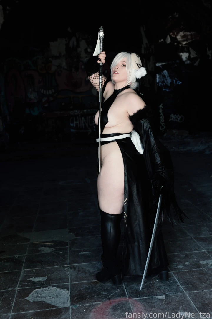 Hey hey new 2b set is here which is your fav yorha android 