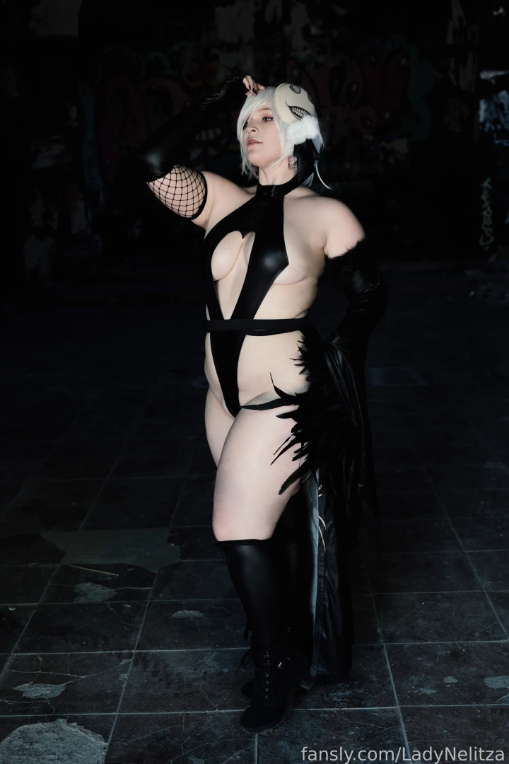 Hey hey new 2b set is here which is your fav yorha android part 8 