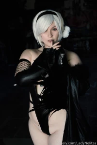 Hey hey new 2b set is here which is your fav yorha android part 5