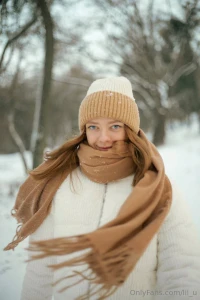 Have you ever noticed how a glance can be warm even when it s cold