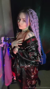 A small photo shoot in a kimono i think it turned out well part 1