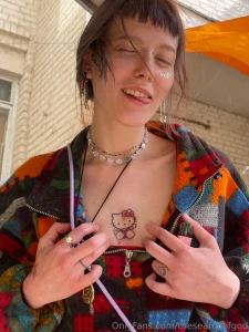 Heyyyy guys welcome back thank you so much for waiting back to of