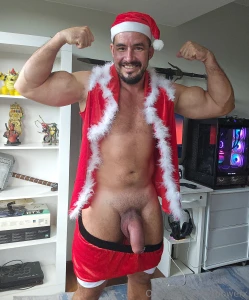 A great christmas to everyone may your fantasies and wishes come true