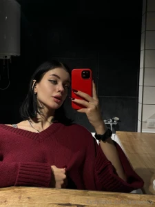 Remember when i mentioned how much i like the burgundy color so i m