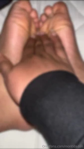 For my feet ppl had to show some luv 2 vids showing u my feet close up