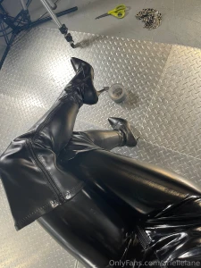 Where are my pathetic boot lickers