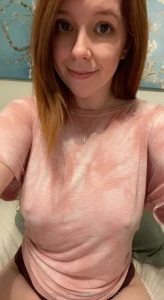 No bra no pants no problem