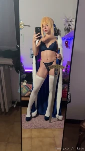 Christmas set incoming with saber artoria artoria saber cosplaygirl