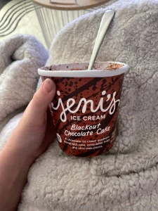 Who knew a lil pint of ice cream could contain almost 1200 calories it part 1