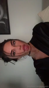 Hii its me againnn part 1