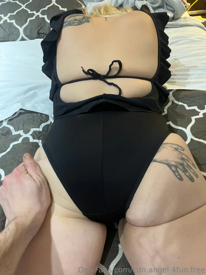 A nice ass rubbing 