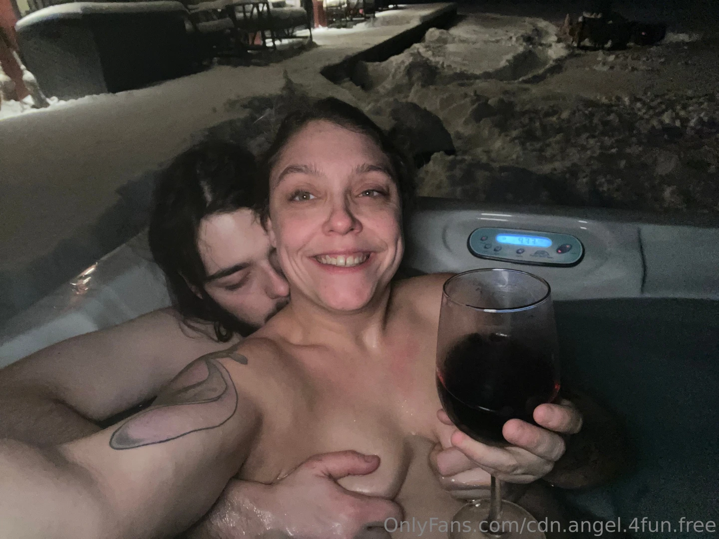 Sexy naked hot tub fun love the canadian outdoors part 4 