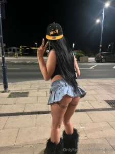 Getting my cheeks out for you x