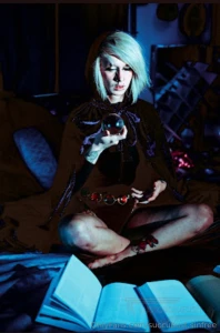 Raven cosplay it s my birthday month so let s make it a magical one