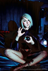 It s my birthday month so send me a little something something raven