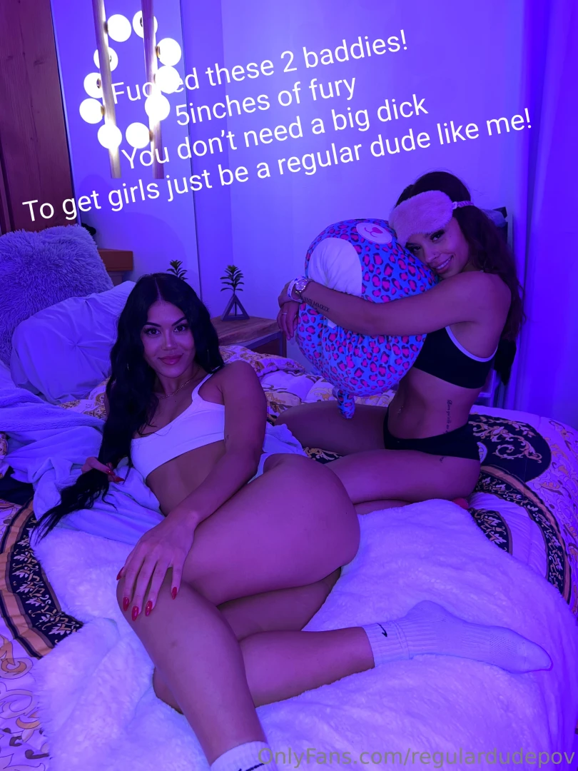 Fucked both of these baddies at the same time filmed a bunch of 