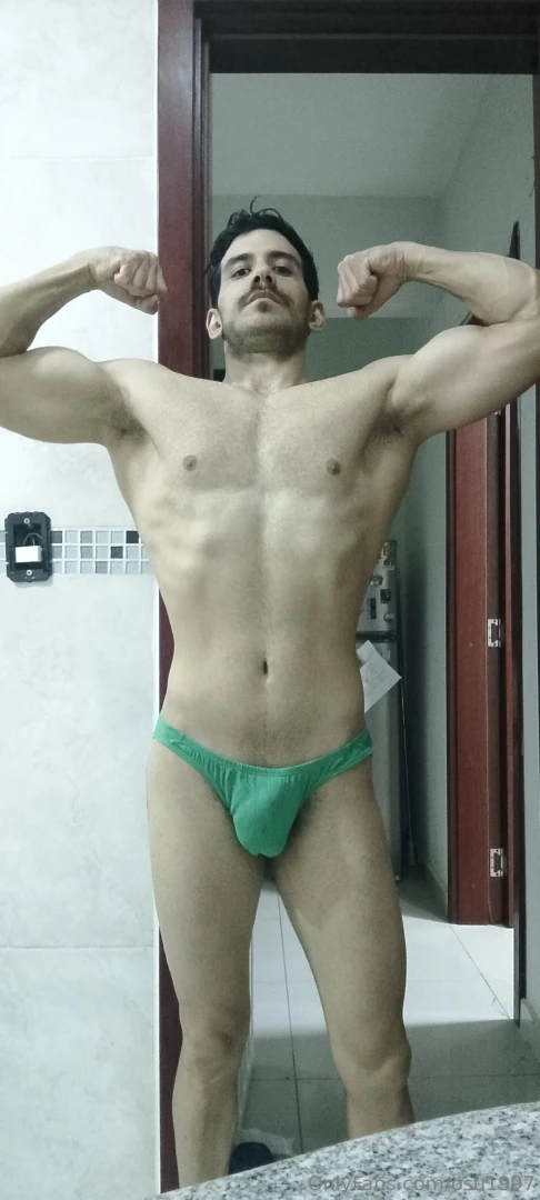 Am i got more muscular what do you think part 1 